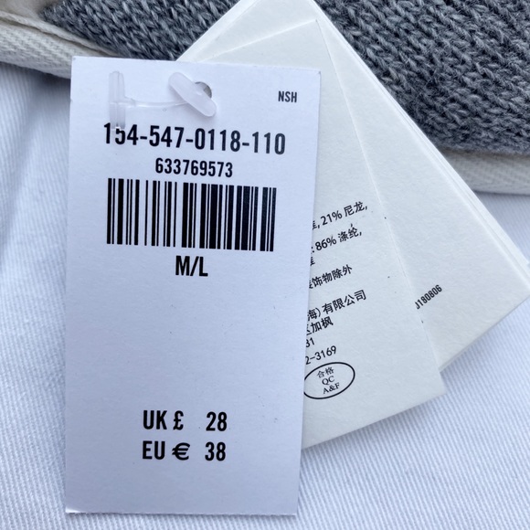 Abercrombie & Fitch Slippers - Picture 3 of 3